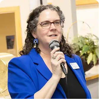 jen cushman portrait